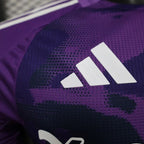 Fulham FC 2024-2025 second away player image 8
