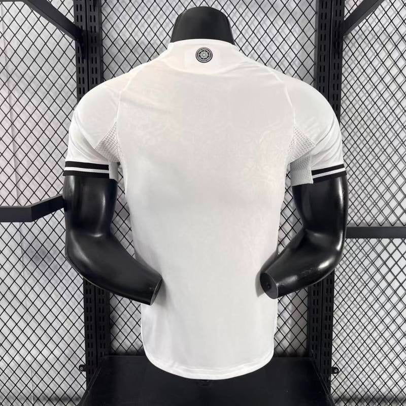 Fulham FC 2025-2026 home player image 2