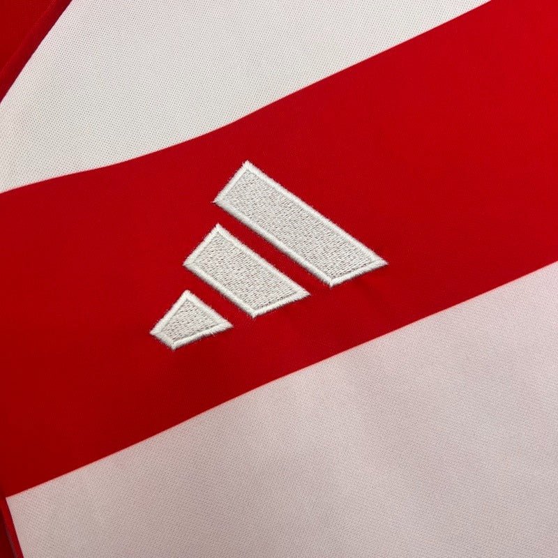 Granada CF 2025-2026 home image 8