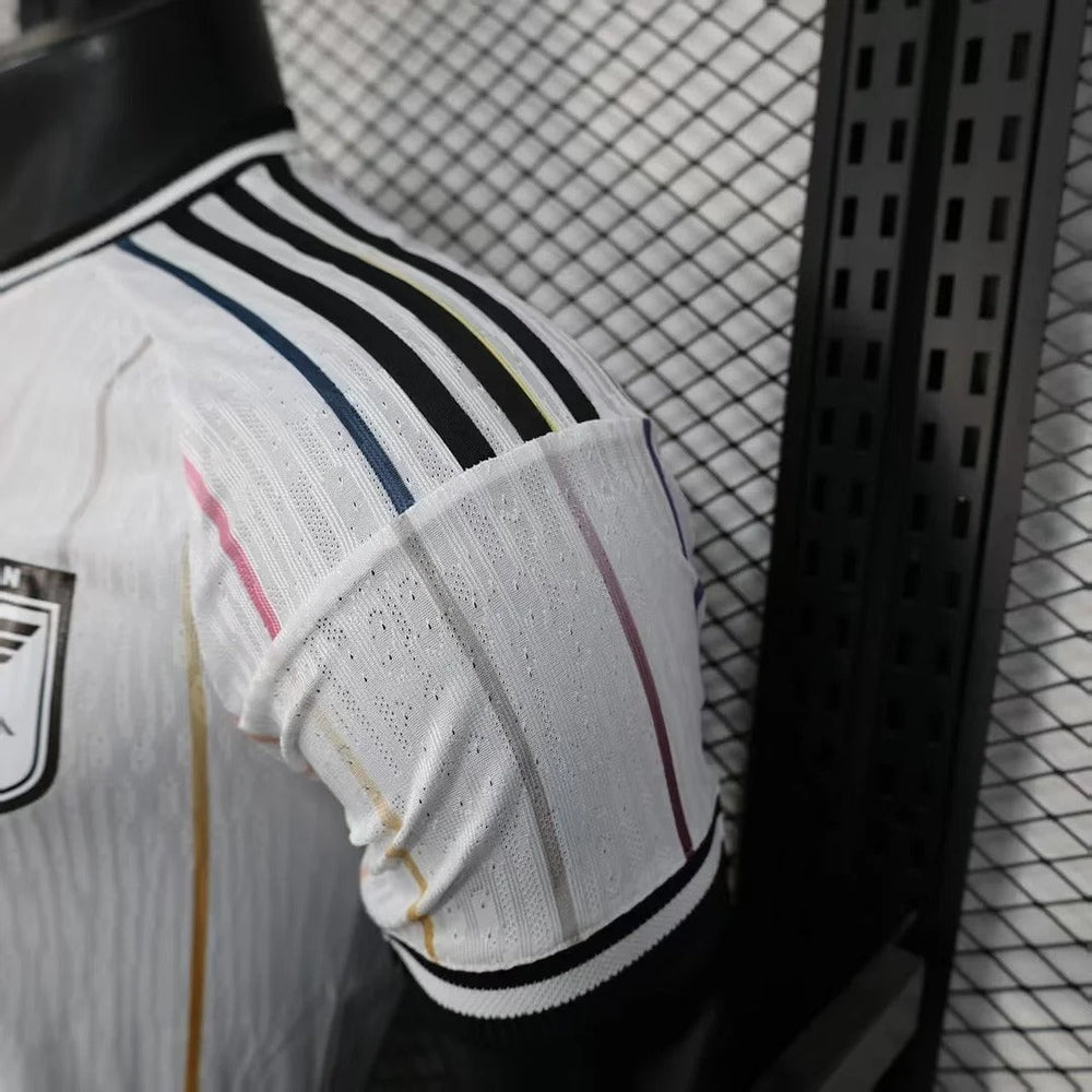 Japan national 2026 Away player image 7