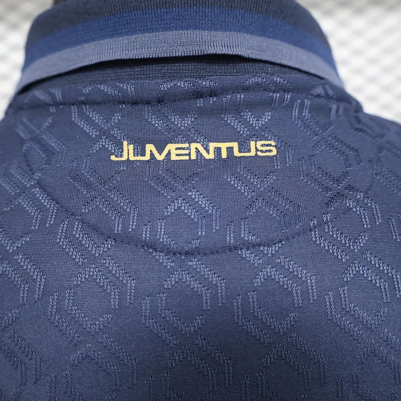 Juventus 2024-2025 away player image 5