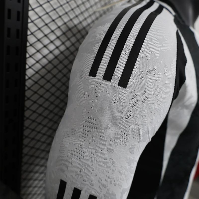 Juventus 2024-2025 home player Long Sleeve image 5