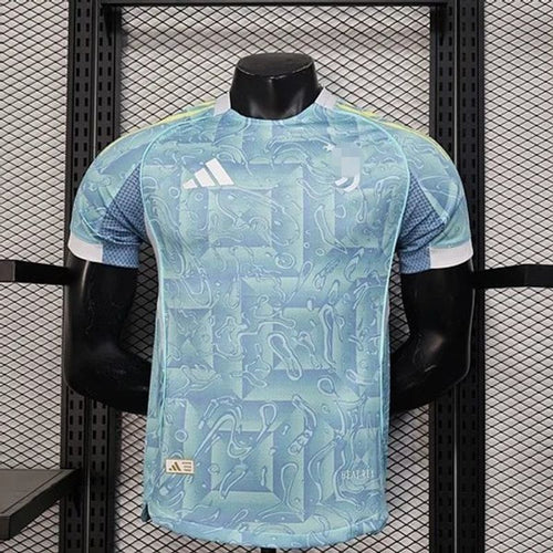 Juventus 2025-2026 away player