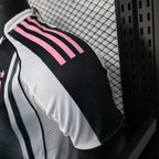 Juventus 2025-2026 home player image 5
