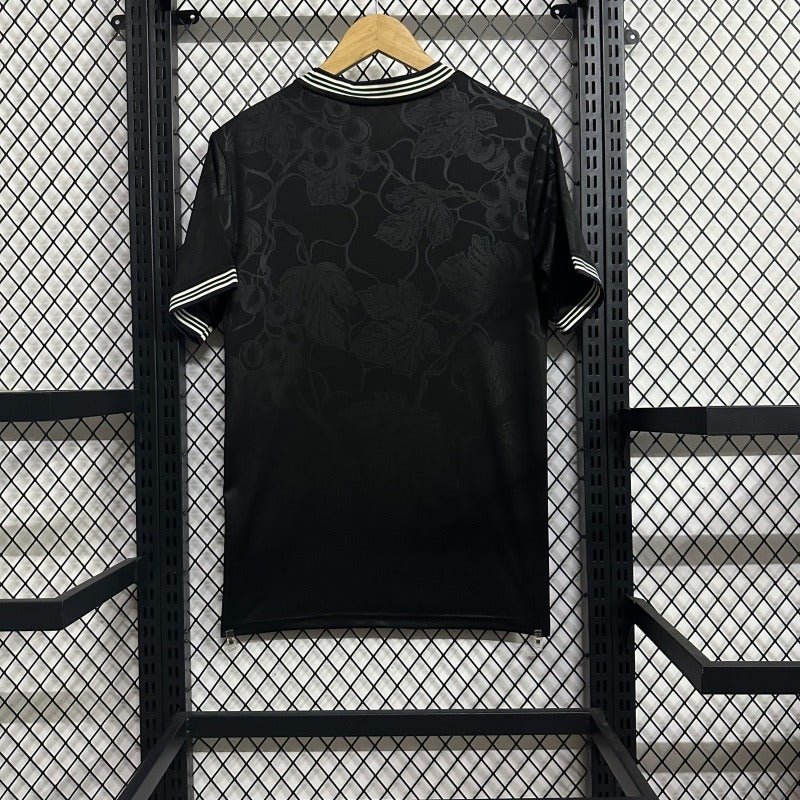 Juventus 2025-2026 second away image 2