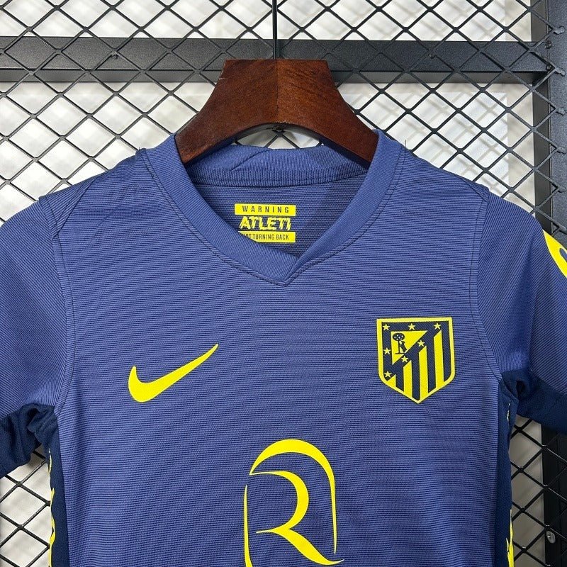 Kids Atletico Madrid 2025-2026 away image 3