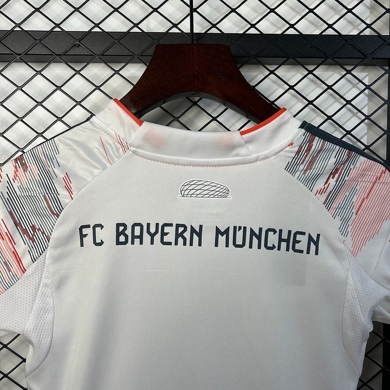 Kids Bayern M?nchen 2025-2026 Away image 4