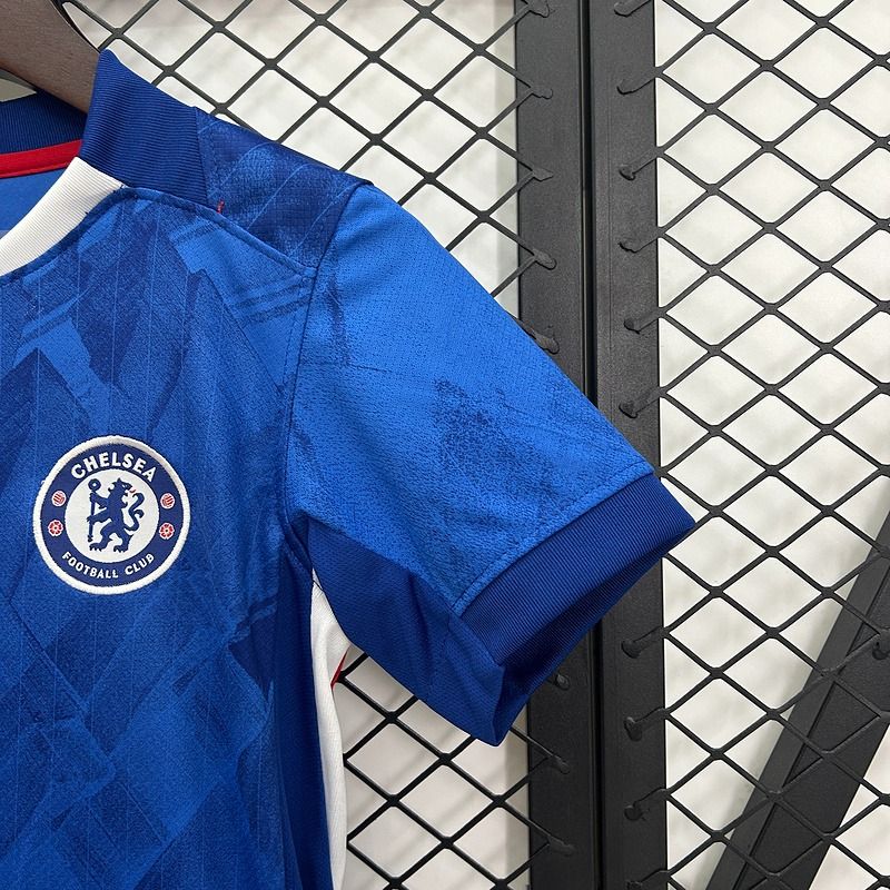 Kids Chelsea FC 2025-2026 home image 5