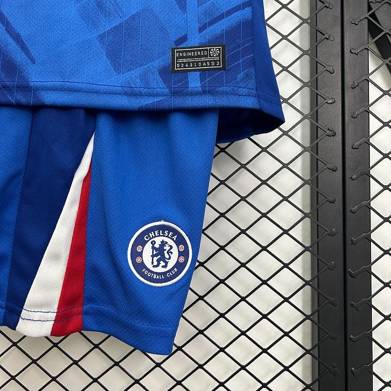 Kids Chelsea FC 2025-2026 home image 9