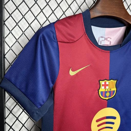Kids FC Barcelona 2024-2025 home image 4