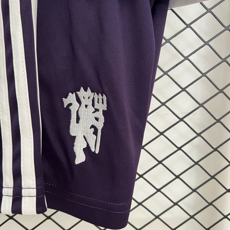 Kids Manchester United 2025-2026 away image 9