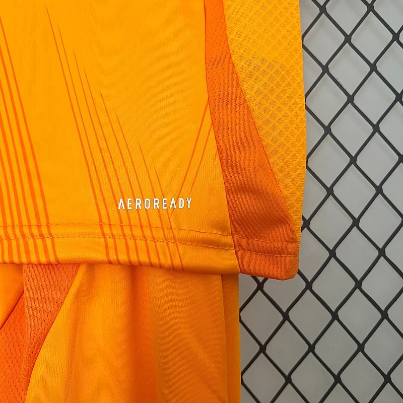 Kids Real Madrid 2024-2025 away image 9