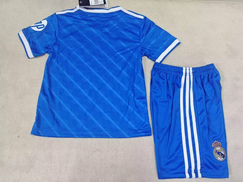 Kids Real Madrid 2025-2026 Second away image 2