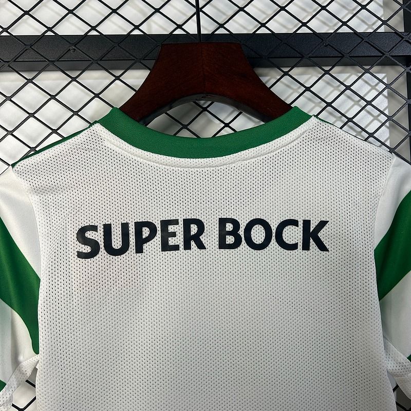 Kids Sporting Lisbon 2025-2026 home image 4
