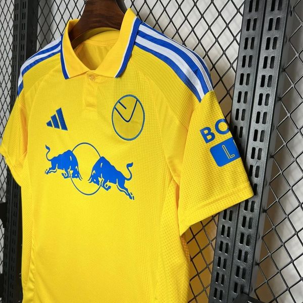 Leeds United 2024-2025 away image 4