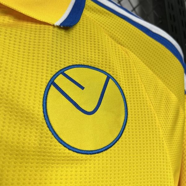 Leeds United 2024-2025 away image 8