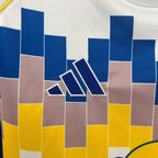 Leeds United 2025-2026 home image 9