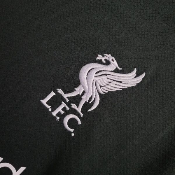 Liverpool FC 2024-2025 away image 8