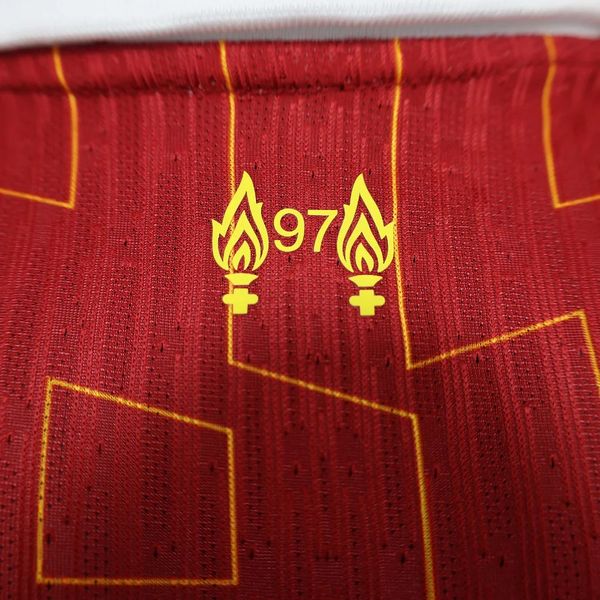 Liverpool FC 2024-2025 home player image 5