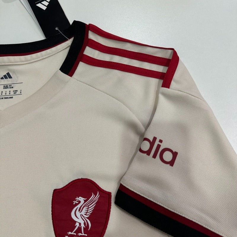 Liverpool FC 2025-2026 away image 8