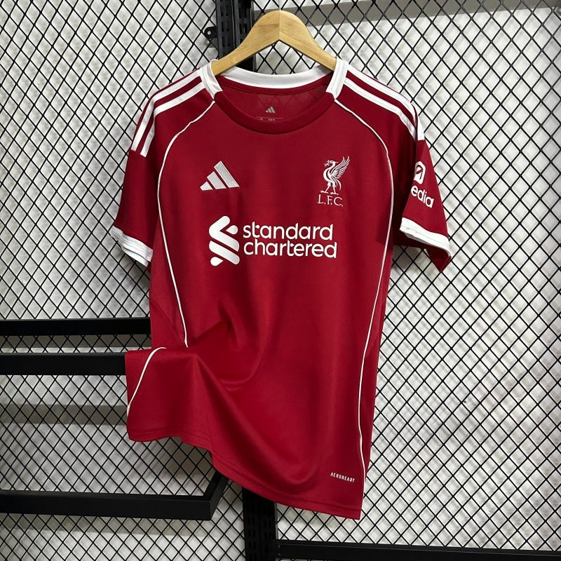 Liverpool FC 2025-2026 home image 3
