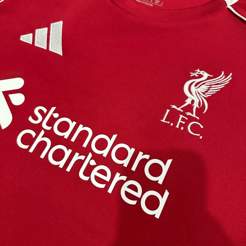 Liverpool FC 2025-2026 home image 4