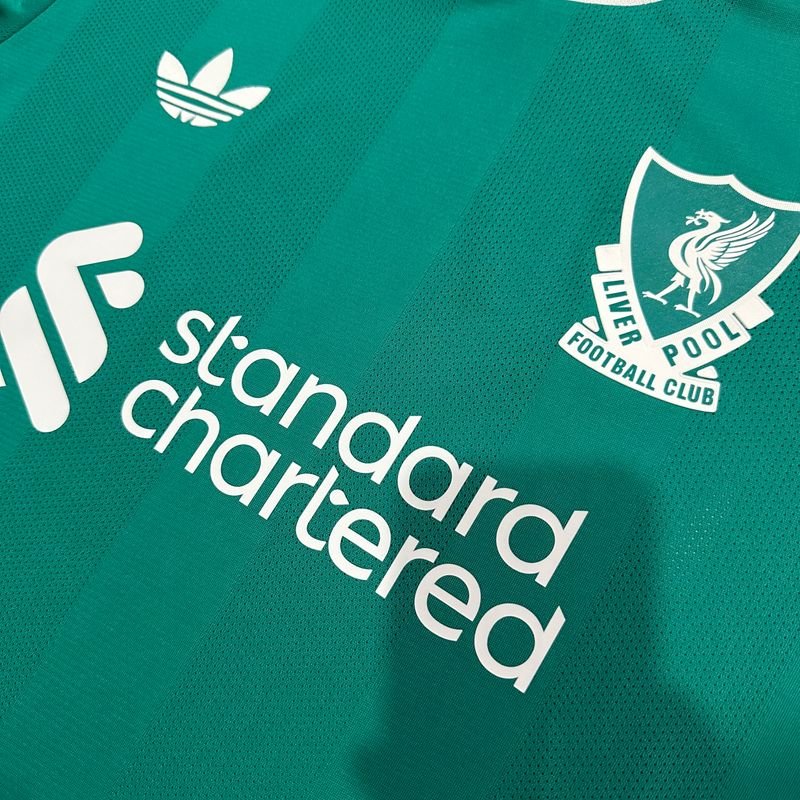 Liverpool FC 2025-2026 second away player image 5