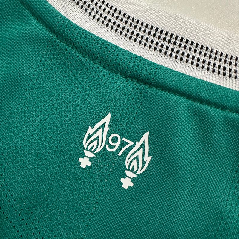 Liverpool FC 2025-2026 second away player image 6