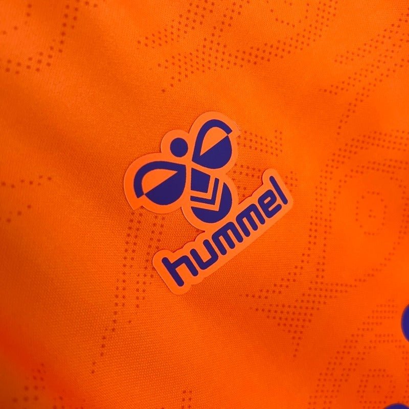 M?laga CF 2025-2026 third away image 7