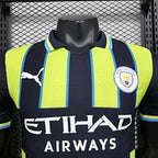 Manchester City 2024-2025 away player image 3