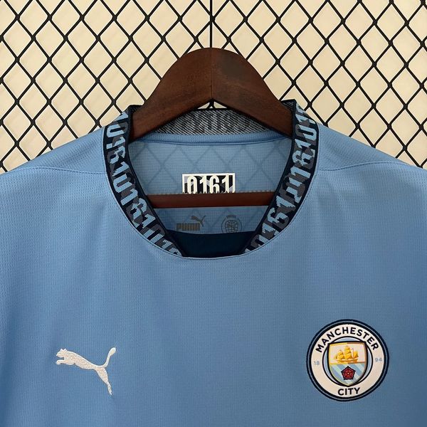 Manchester City 2024-2025 home image 3