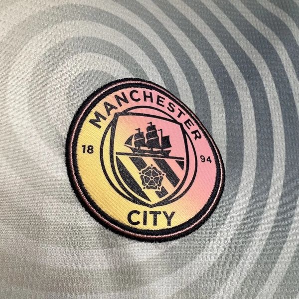 Manchester City 2024-2025 third away image 8