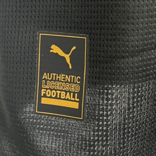 Manchester City 2025-2026 away image 2
