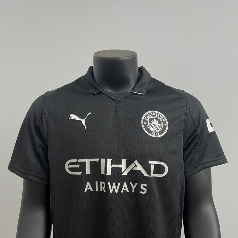 Manchester City 2025-2026 away image 4