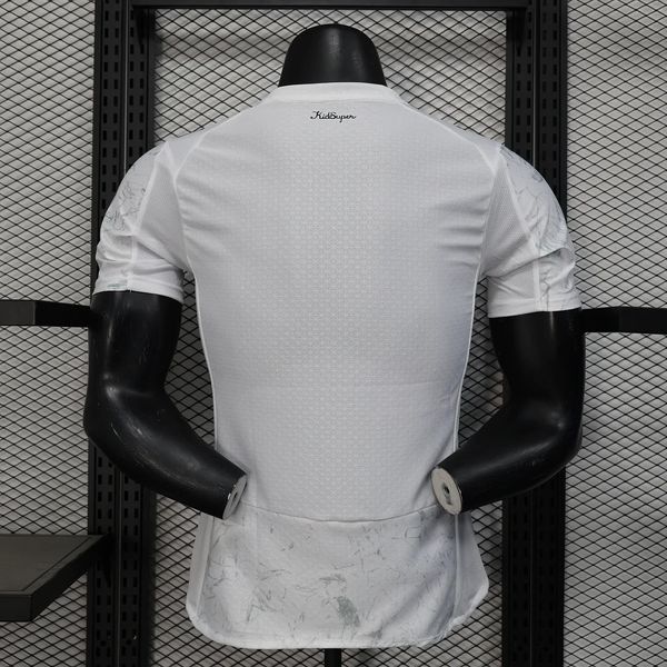Manchester City 2025-2026 away player image 2