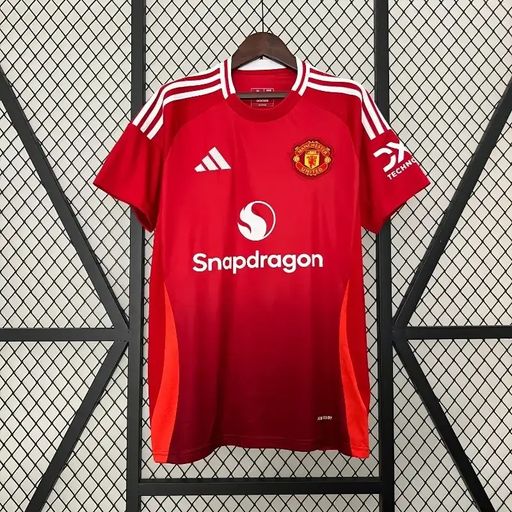 Manchester United 2024-2025 home