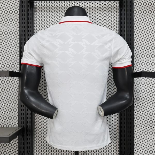 Manchester United 2024-2025 special edition player image 2