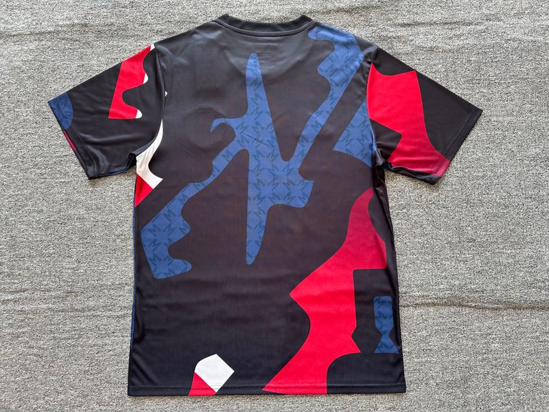 Manchester United 2025-2026 pre-training uniform image 2