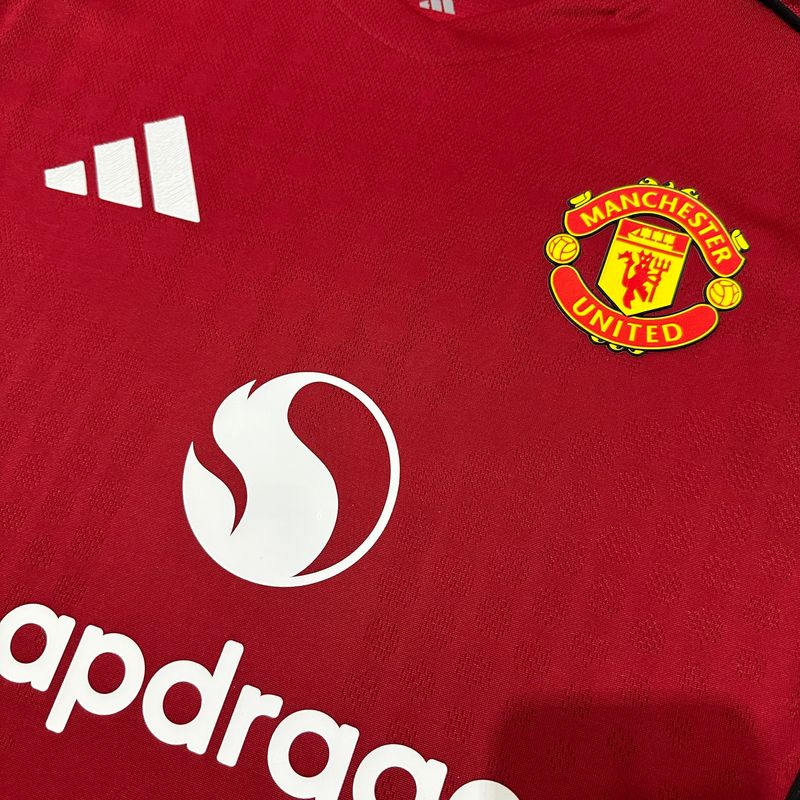 Manchester United 2025-2026 home long sleeve player image 3