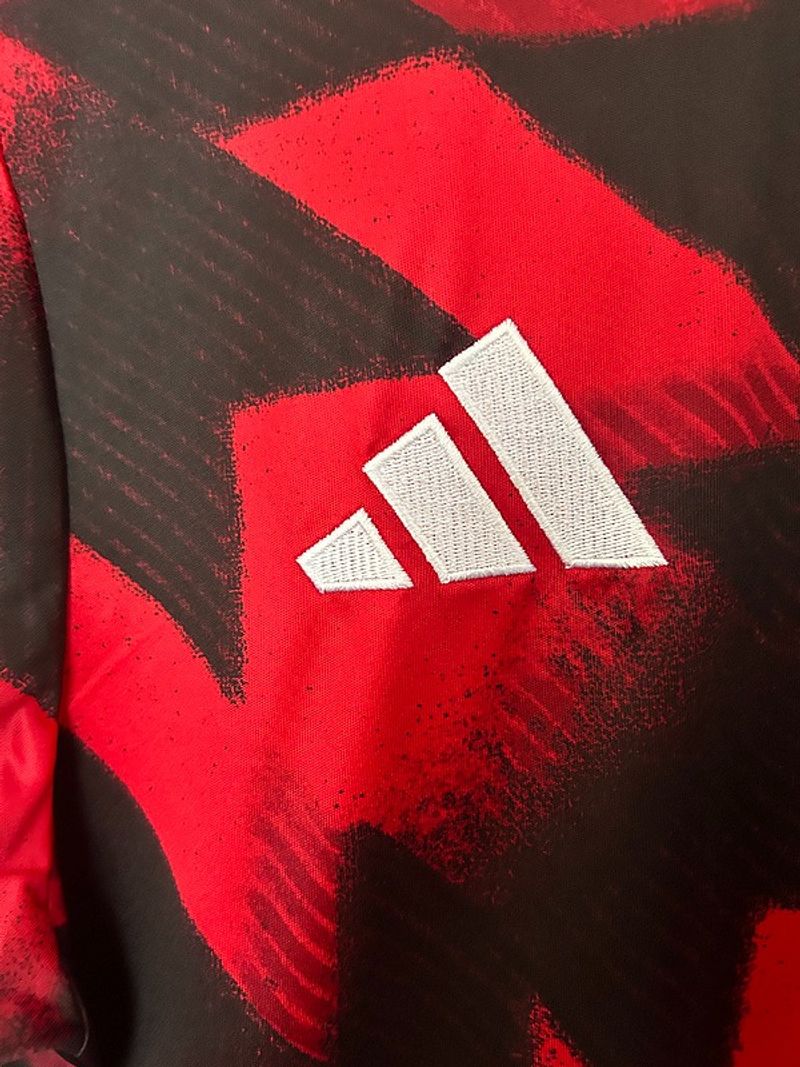 Manchester United 2025-2026 pre-training image 6