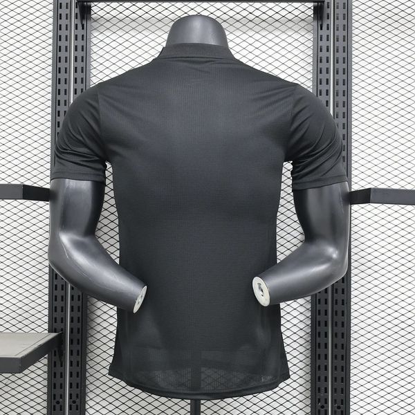 Manchester United 2025-2026 training uniform image 2