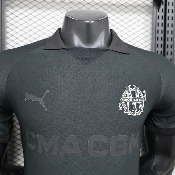 Marseille 125th anniversary edition player image 3