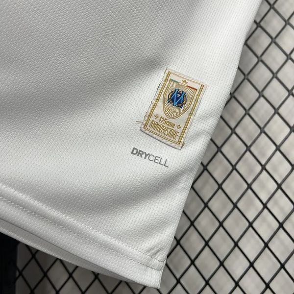 Marseille 125th anniversary edition white image 8
