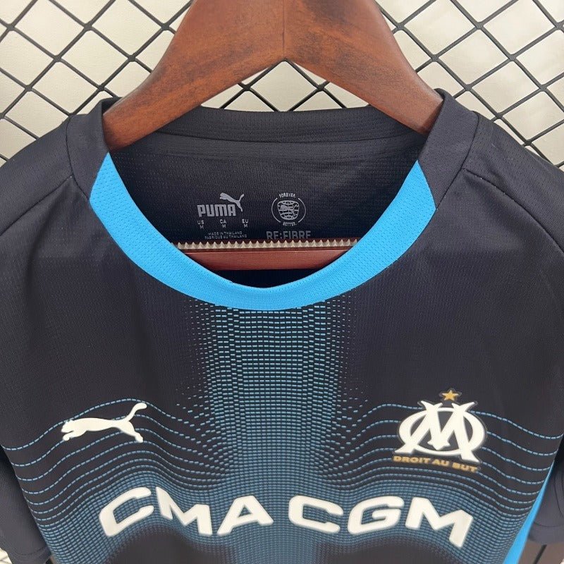 Marseille 2025-2026 away image 3