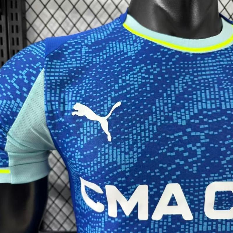 Marseille 2025-2026 third away player image 4