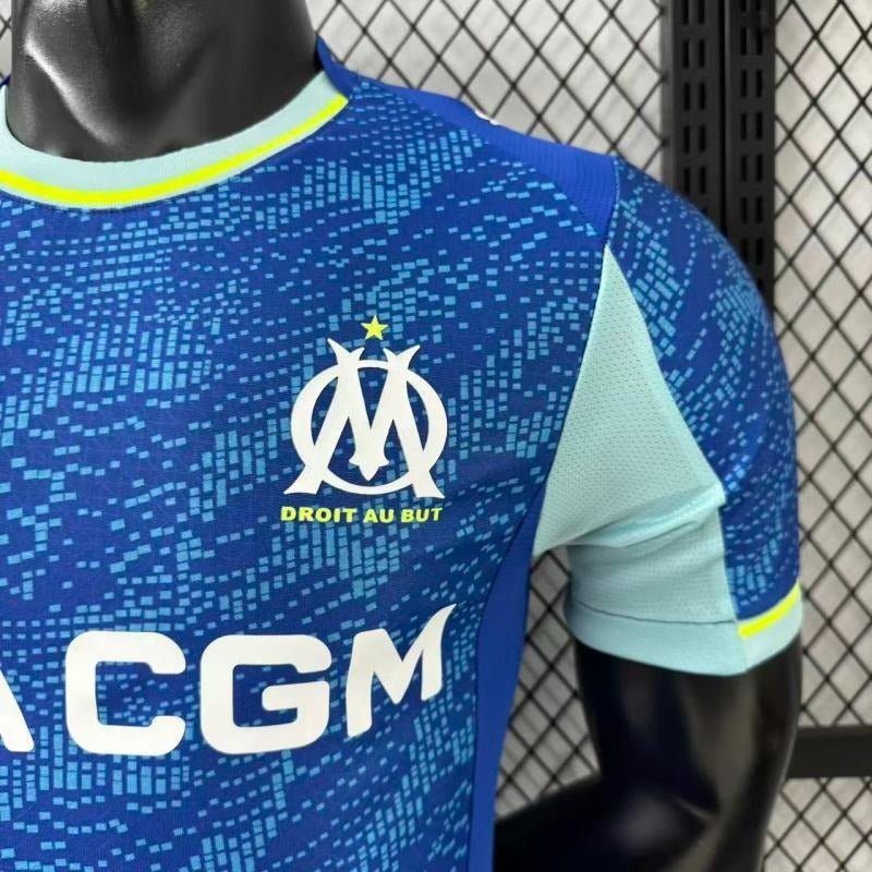 Marseille 2025-2026 third away player image 5