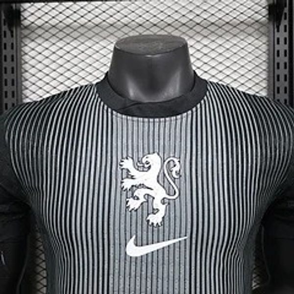 Netherlands national 2025-2026 Goalkeeper player image 3