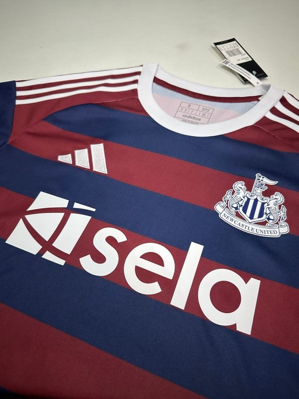 Newcastle United 2024-2025 away image 5