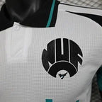 Newcastle United 2024-2025 away player image 5