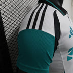 Newcastle United 2024-2025 away player image 6